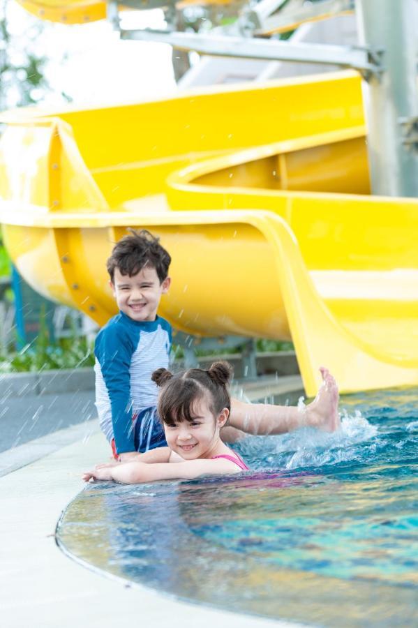 Ozo North Pattaya Hotel Bagian luar foto
