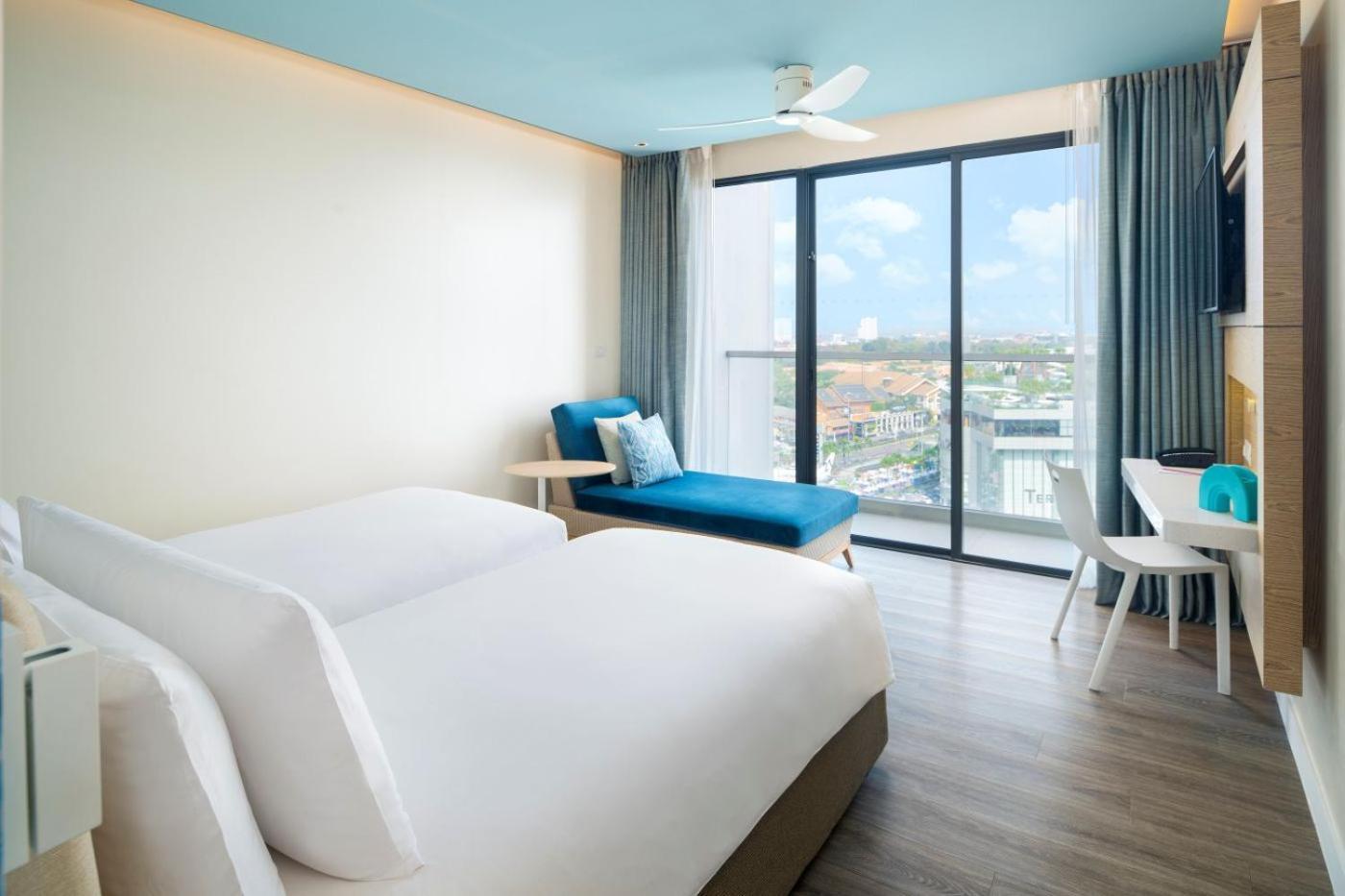 Ozo North Pattaya Hotel Bagian luar foto