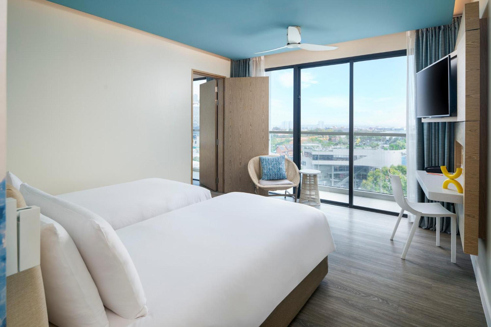 Ozo North Pattaya Hotel Bagian luar foto