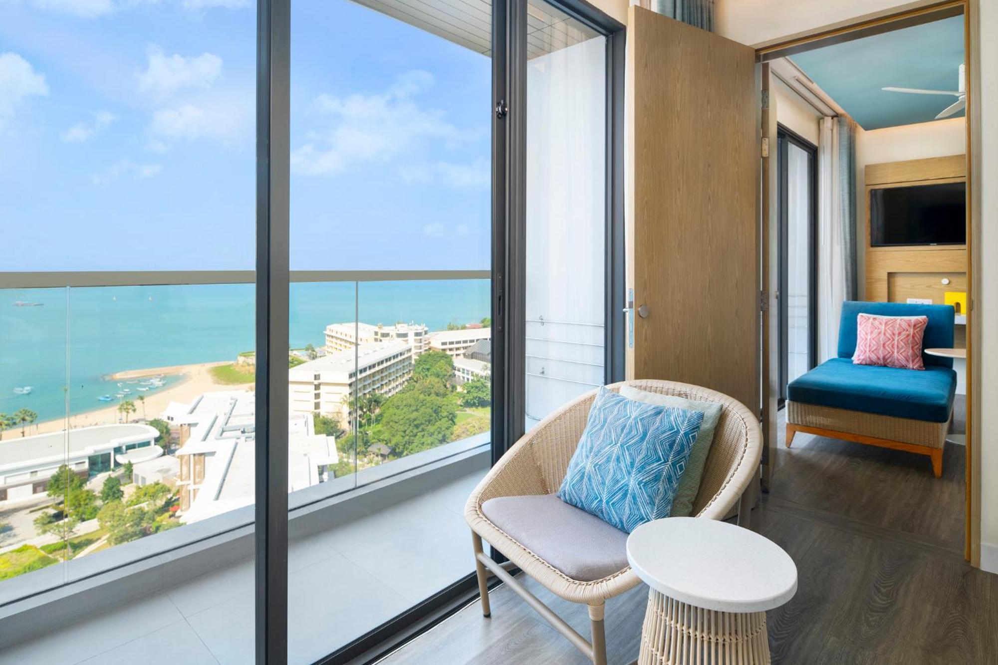 Ozo North Pattaya Hotel Bagian luar foto