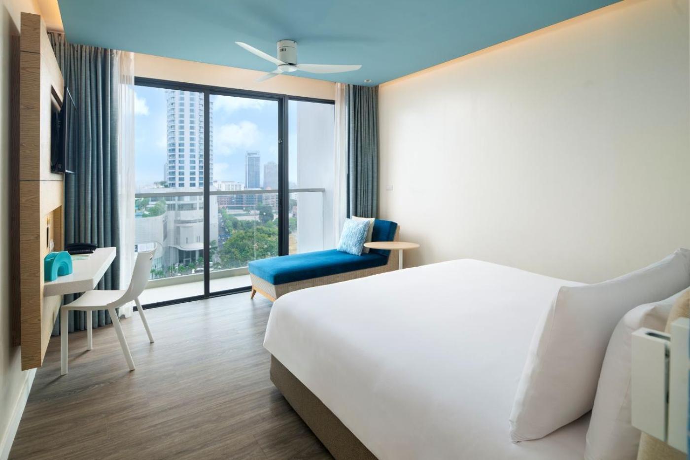 Ozo North Pattaya Hotel Bagian luar foto